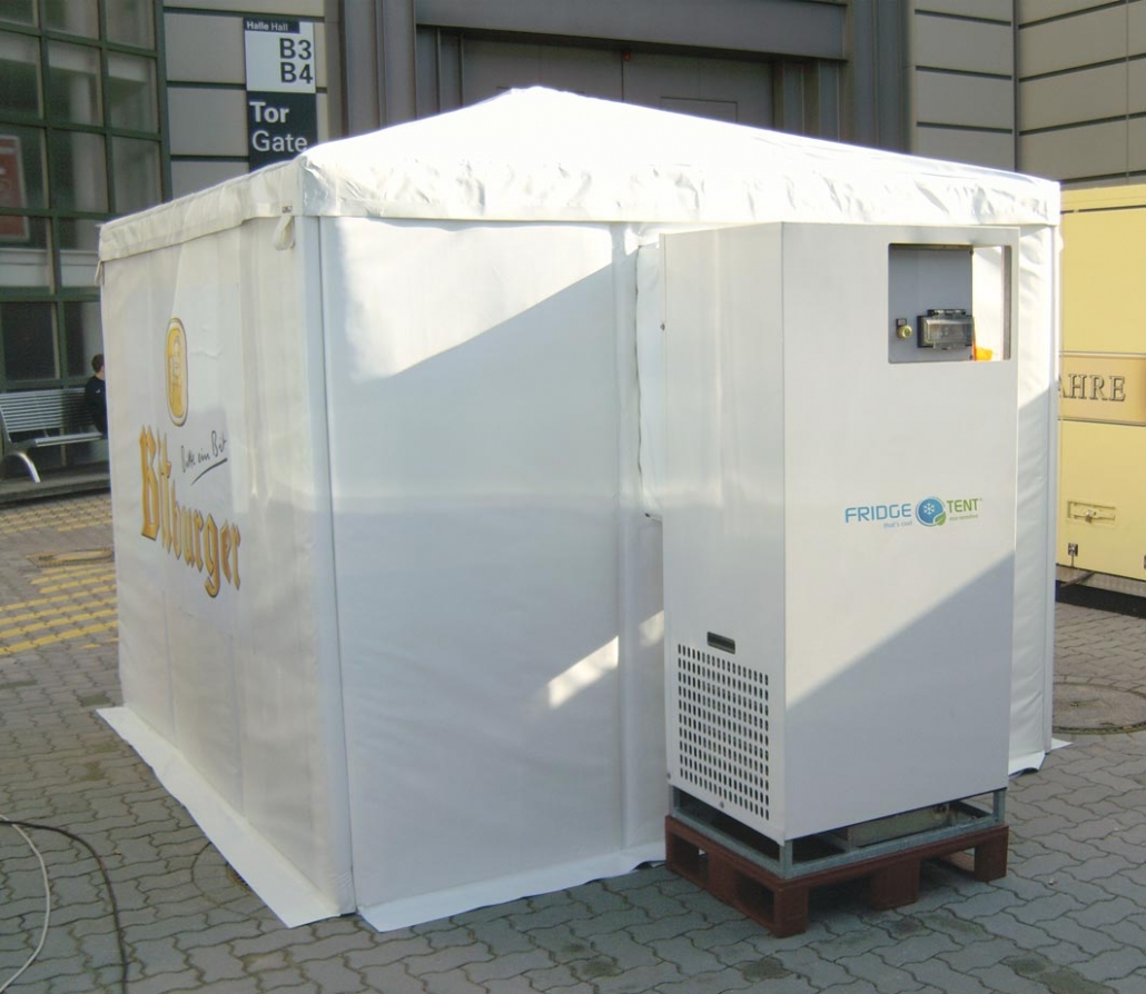 Fridge Tent Kühlzelt aufgebaut mit Bitburger Logo